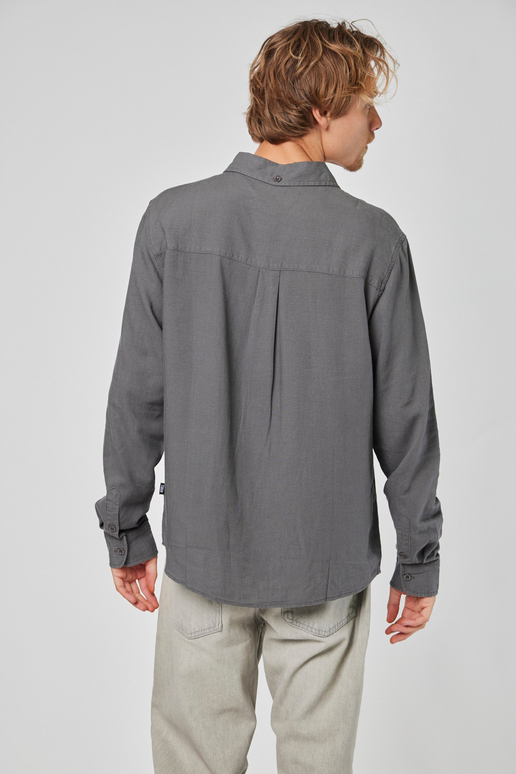 Camisa Gris Hombre Clutch