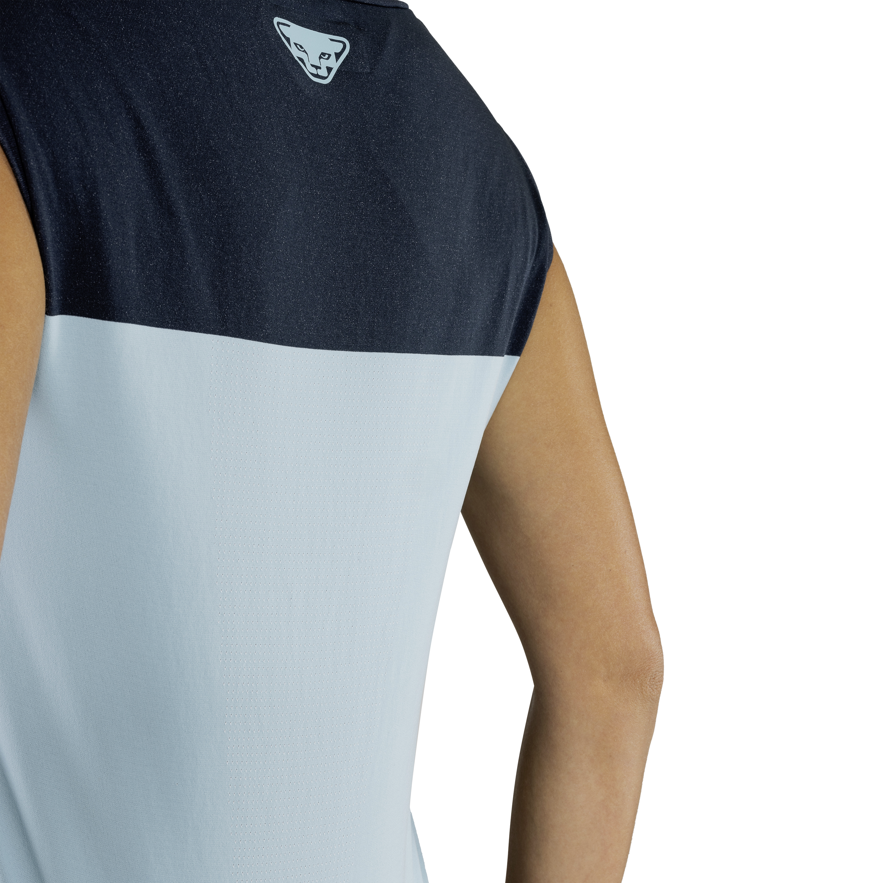Polera Mujer Sin Mangas Traverse S Tech
