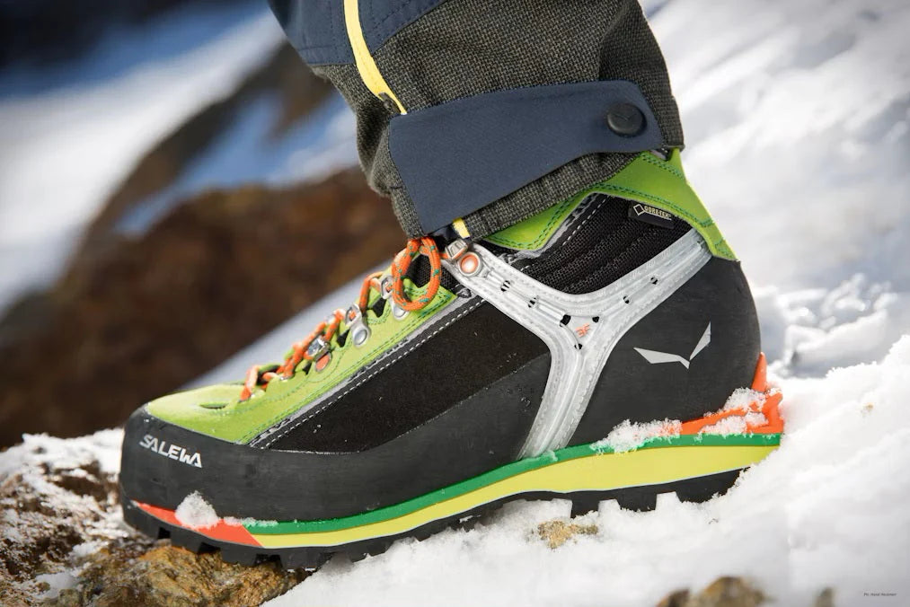 Bota Salewa Cóndor Evo GTX Black-Cactus