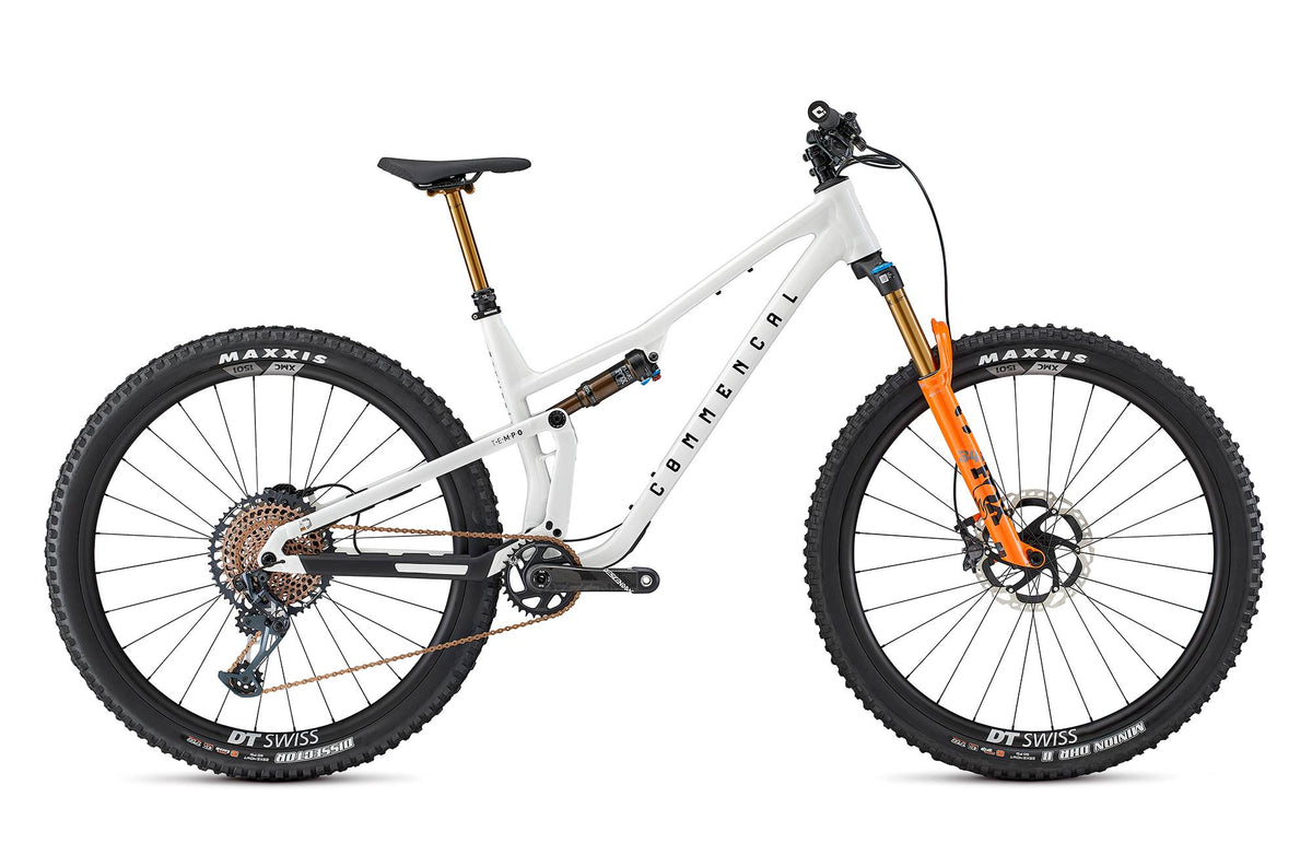Bicicleta Enduro Commencal T.e.m.p.o. Ltd Pure White - vista 1