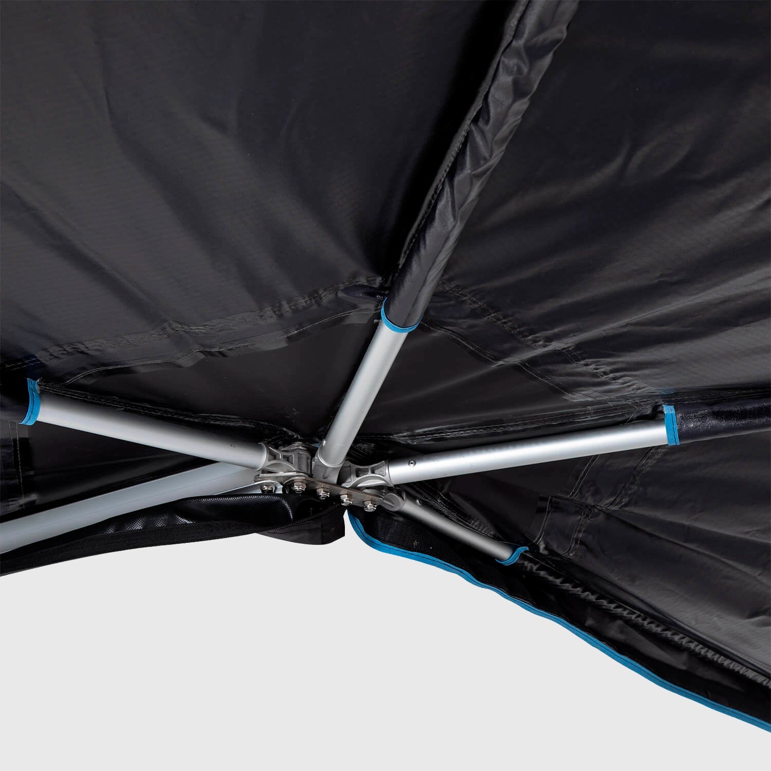 Toldo abanico con patas y paredes para autos - AndesRacks