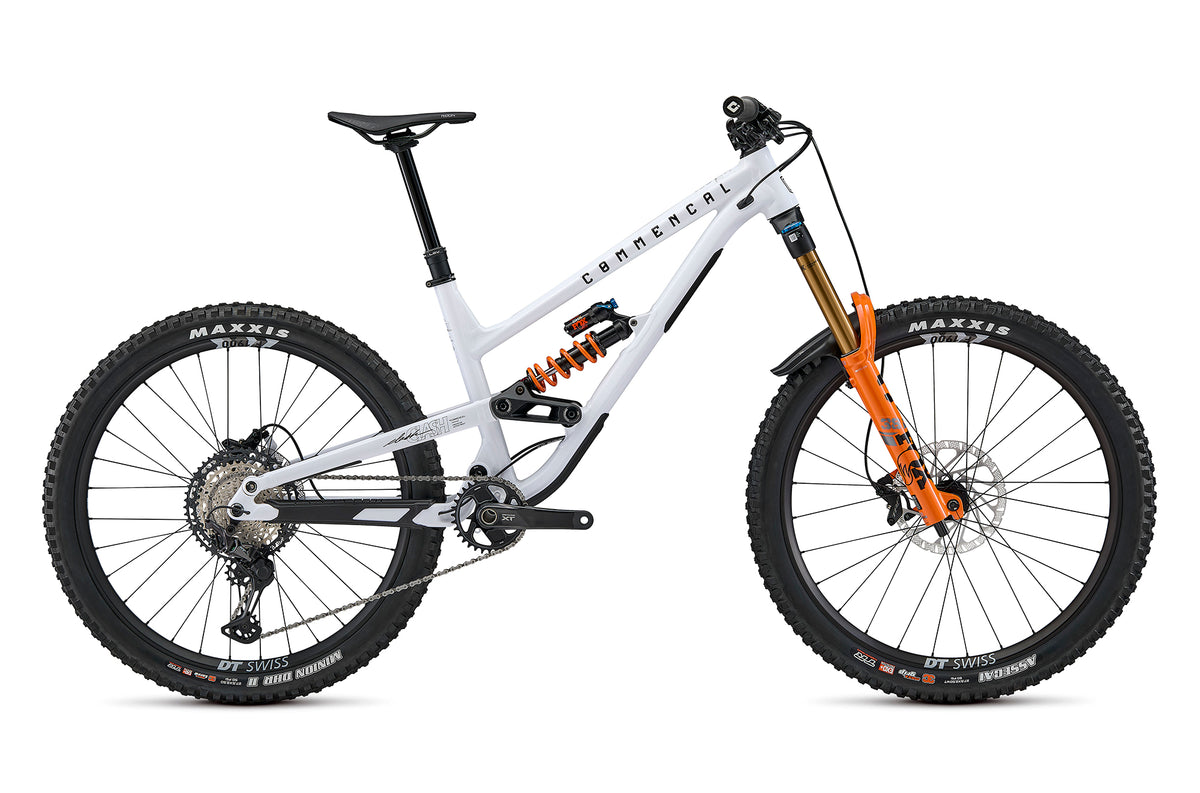 Bicicleta Enduro Commencal Clash Signature Pure White 2026 - vista 1
