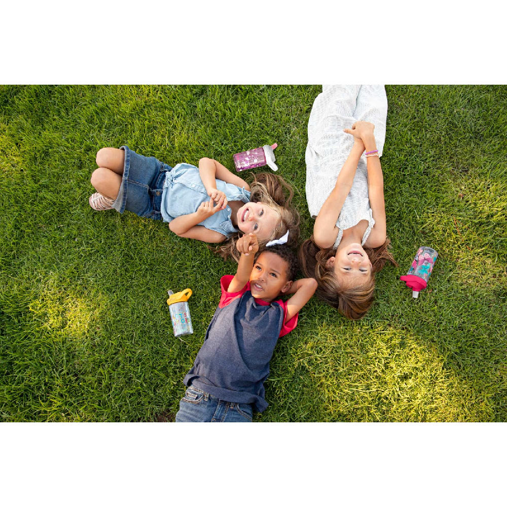 Botella Infantil Thrive Flip Straw Tractors and Trees 400ml Cafe CamelBak