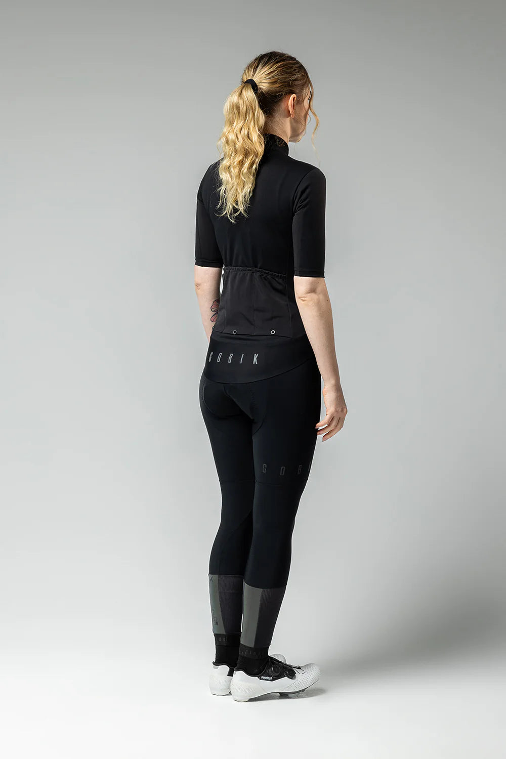 Chaqueta Gobik Manga Corta Envy Mujer Jet Negro
