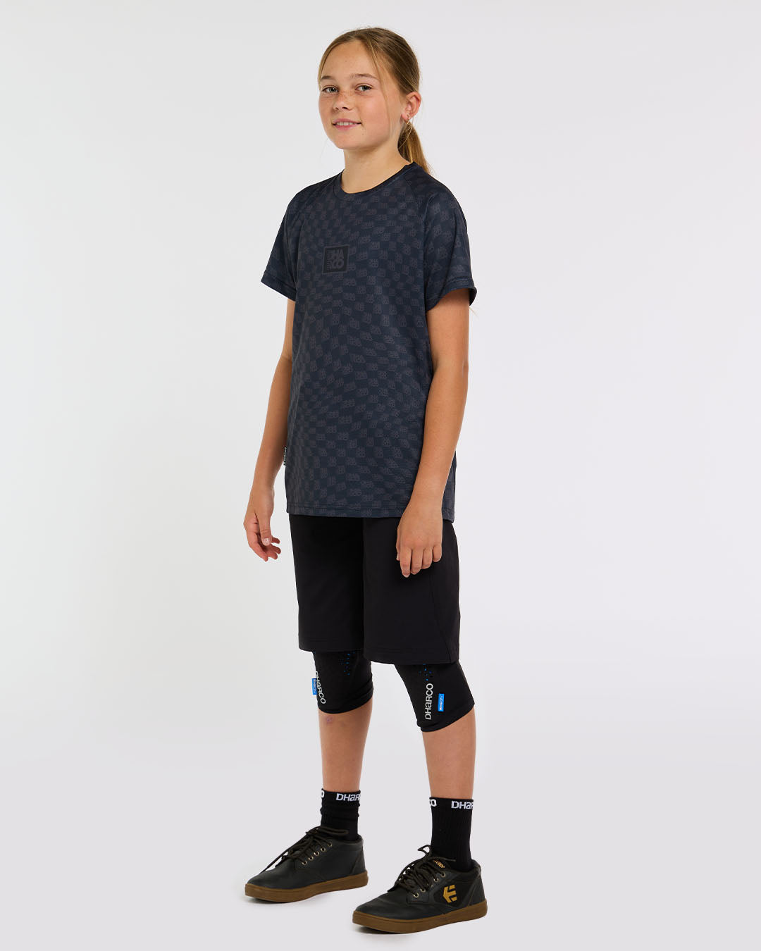Camiseta de manga corta juvenil | Una mirada a la realidad