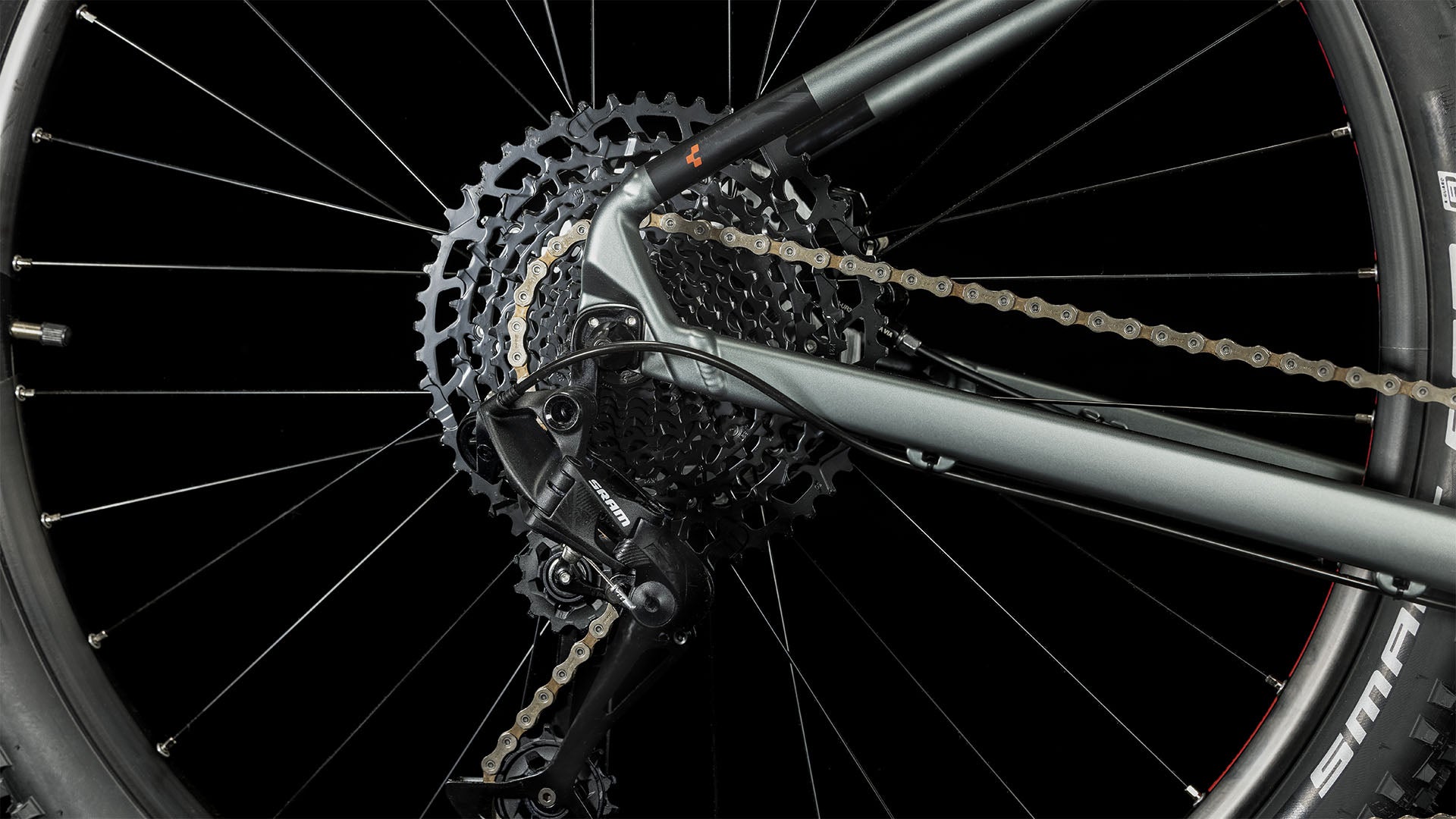 Bicicleta Mountain Bike Cube Analog Aro 29 Rojo