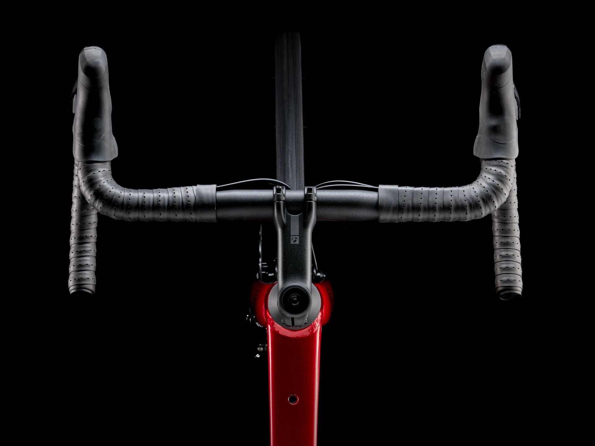 Bicicleta Ruta Trek Domane AL 2 Rojo 4ta Gen