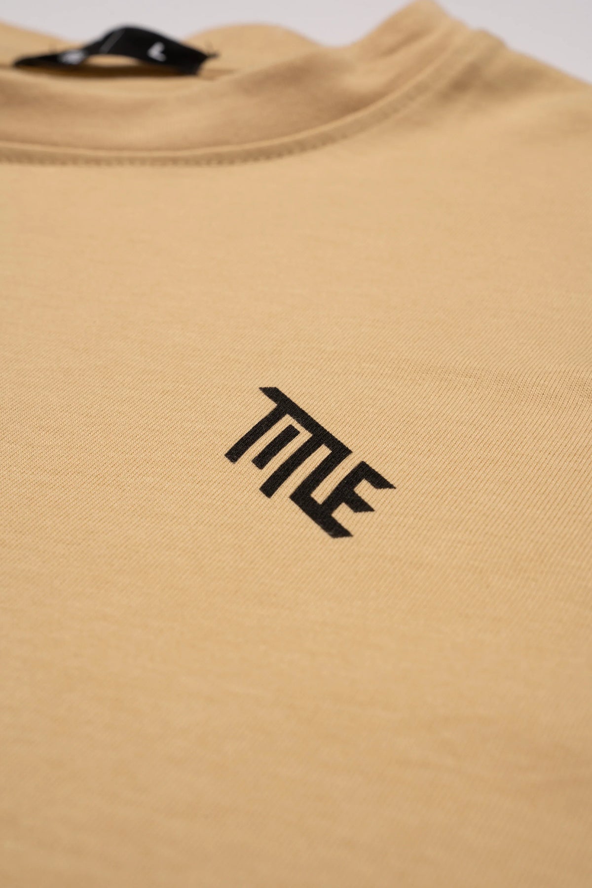 Polera TITLE - Amarilla