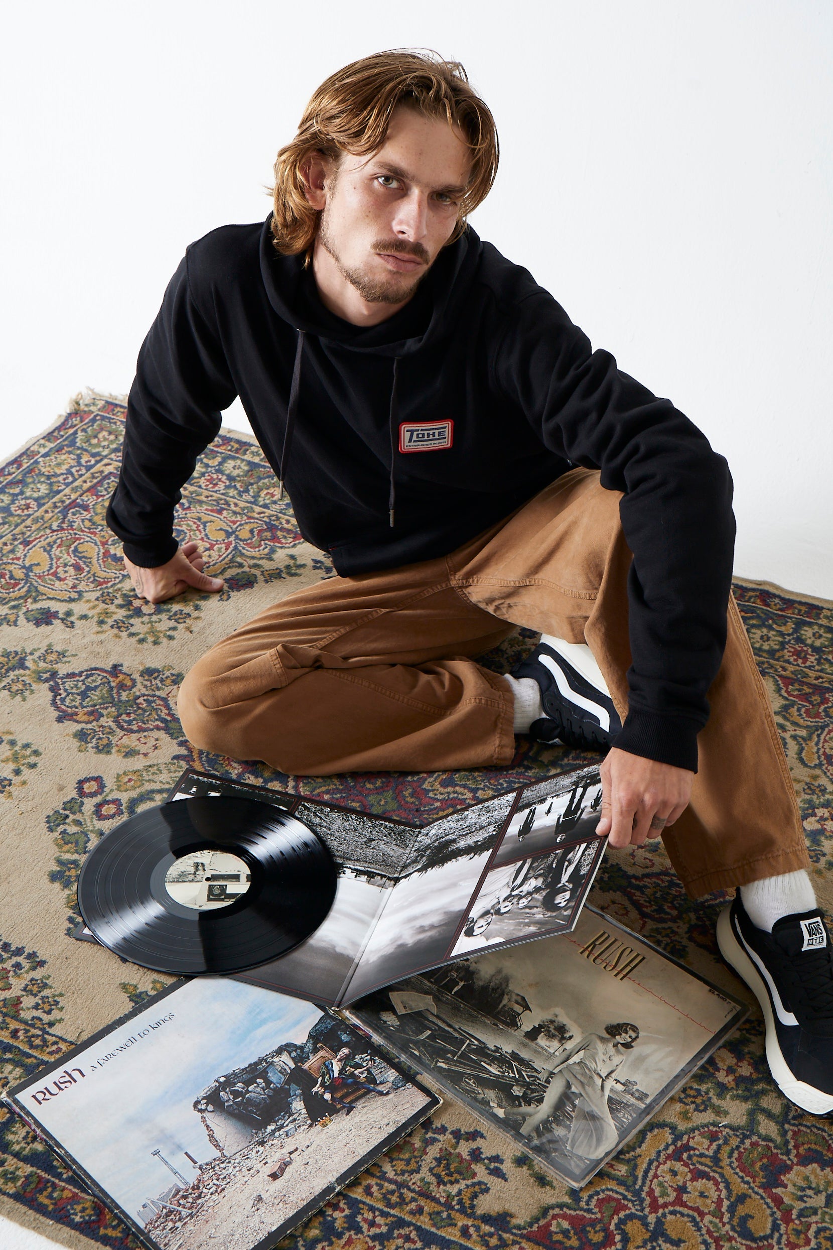 Hoodie Negro Hombre Toke