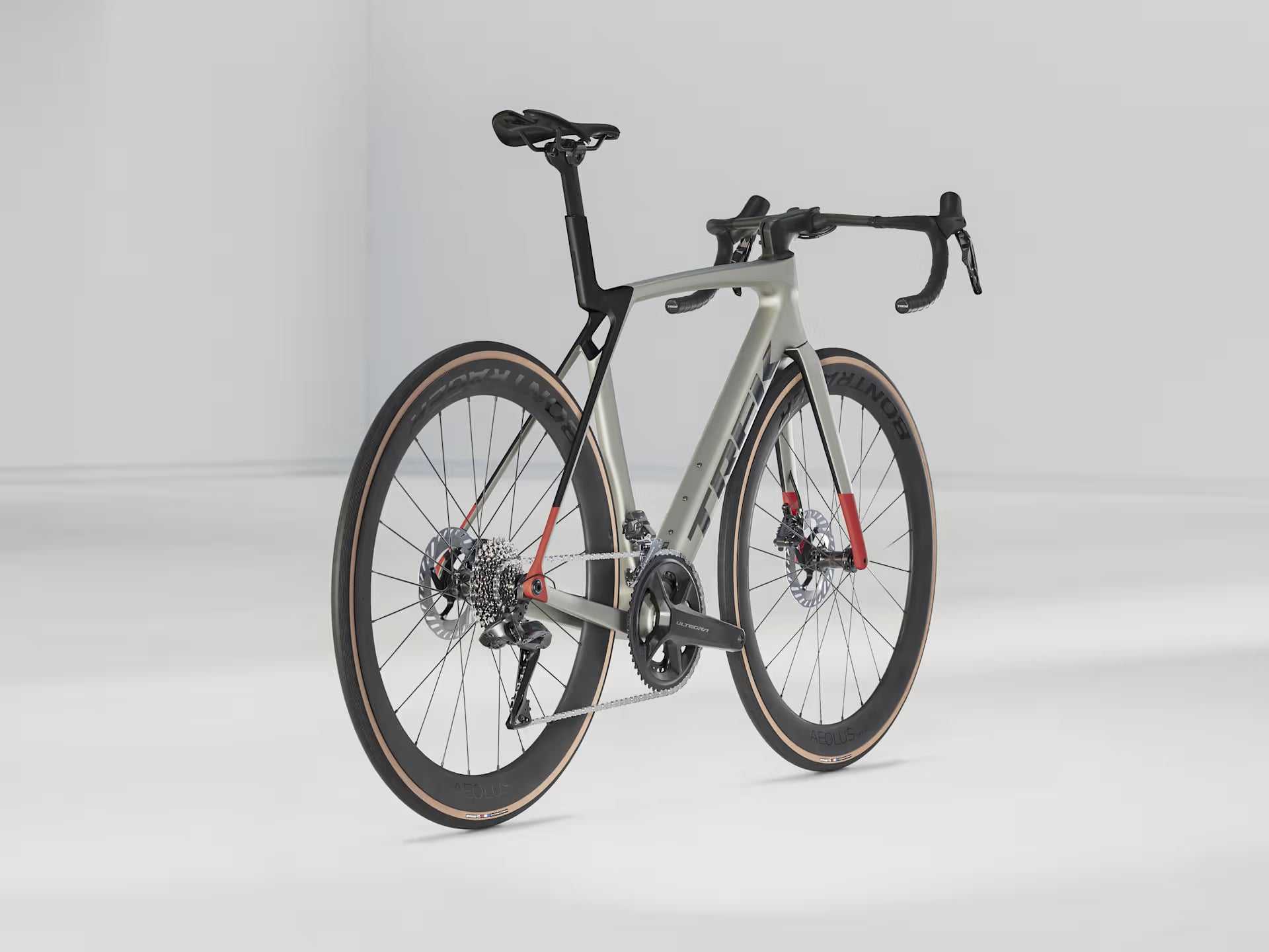 Bicicleta Ruta Trek Madone SL 7 Matte Lunar Silver 8va Gen
