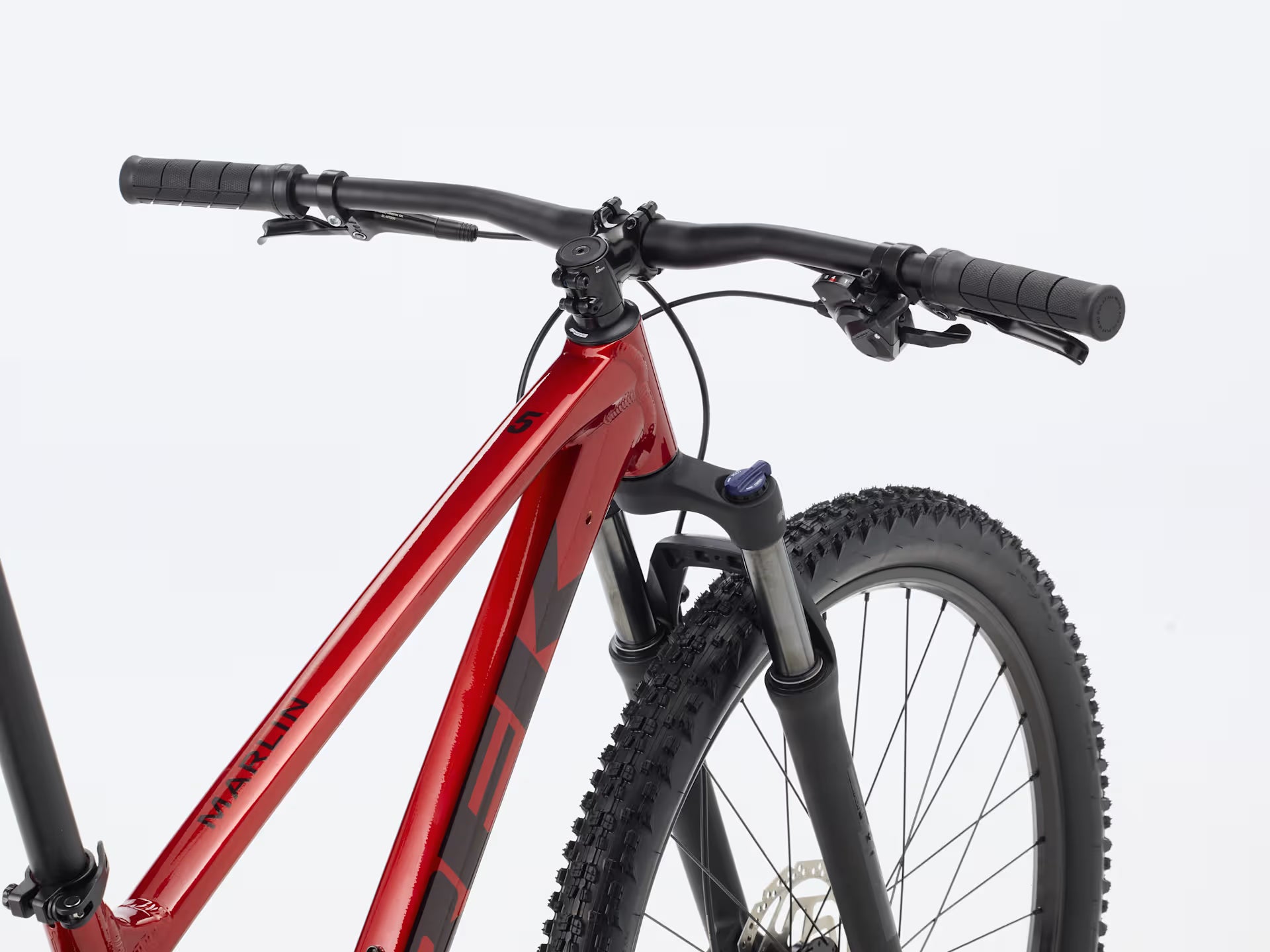 Bicicleta MTB Trek Marlin 5 Fury Red 3ra Gen My26
