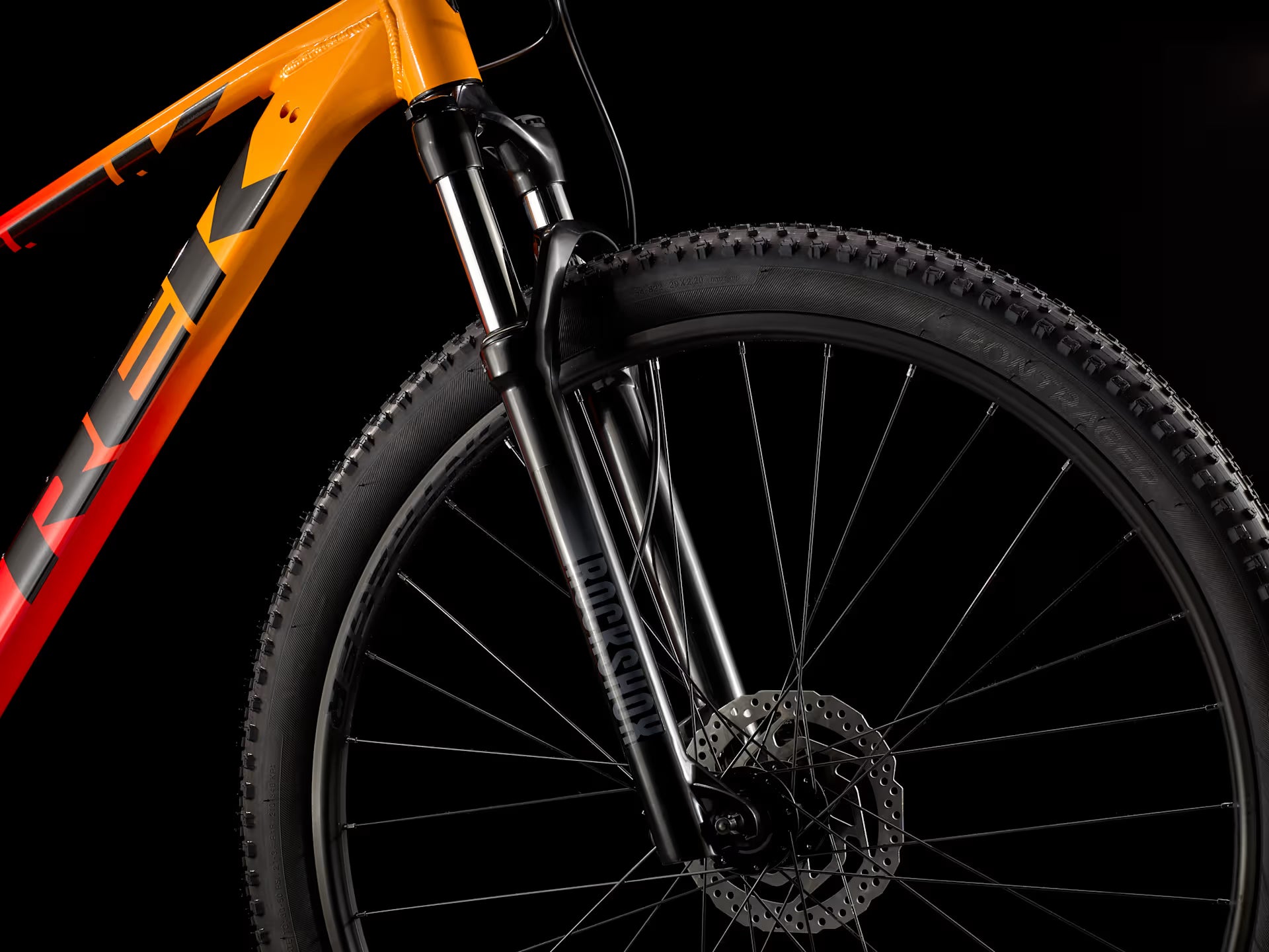 Bicicleta MTB Trek Marlin 7 Marigold Red Fade 2da Gen