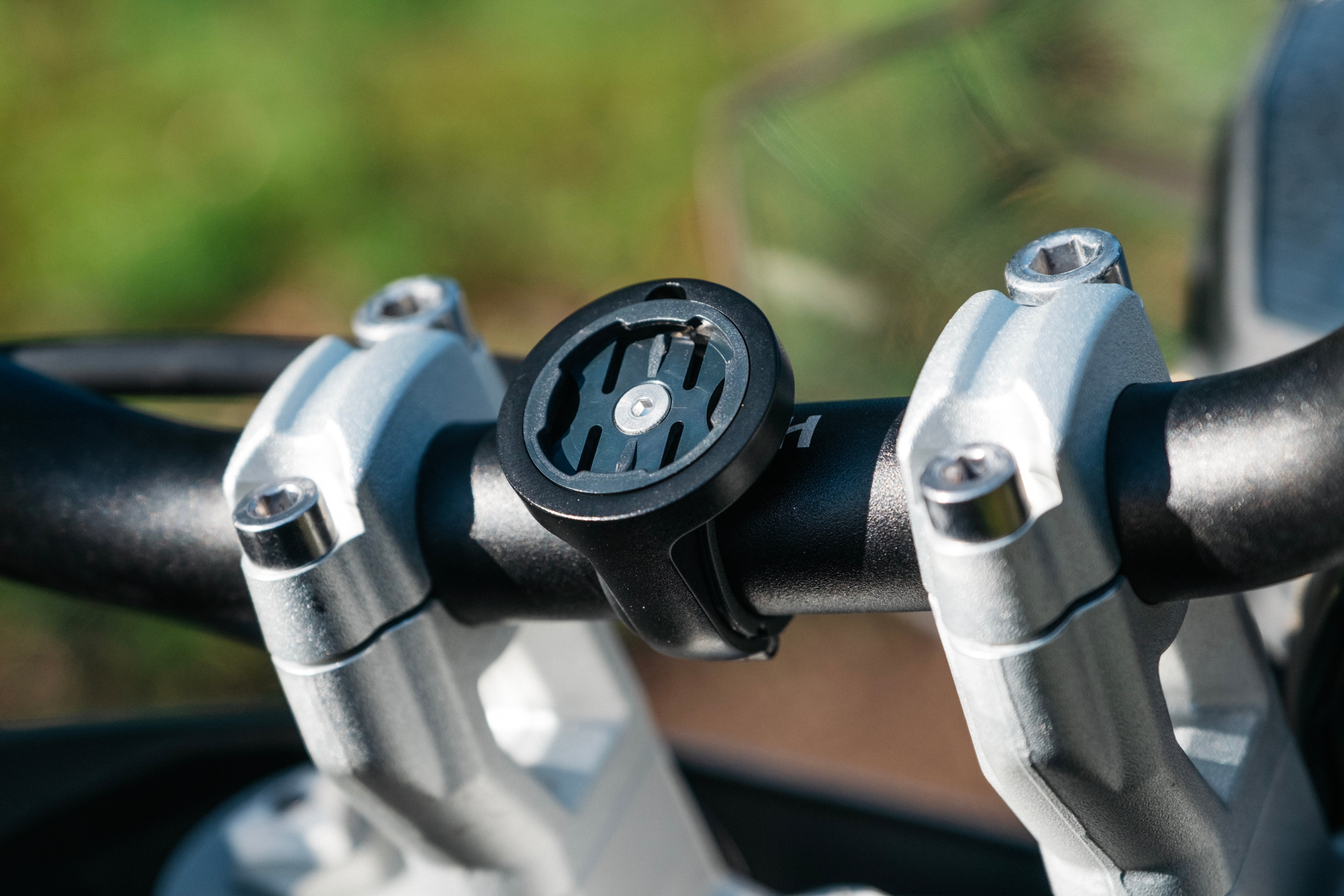 Bar Clamp Moto II Beeline