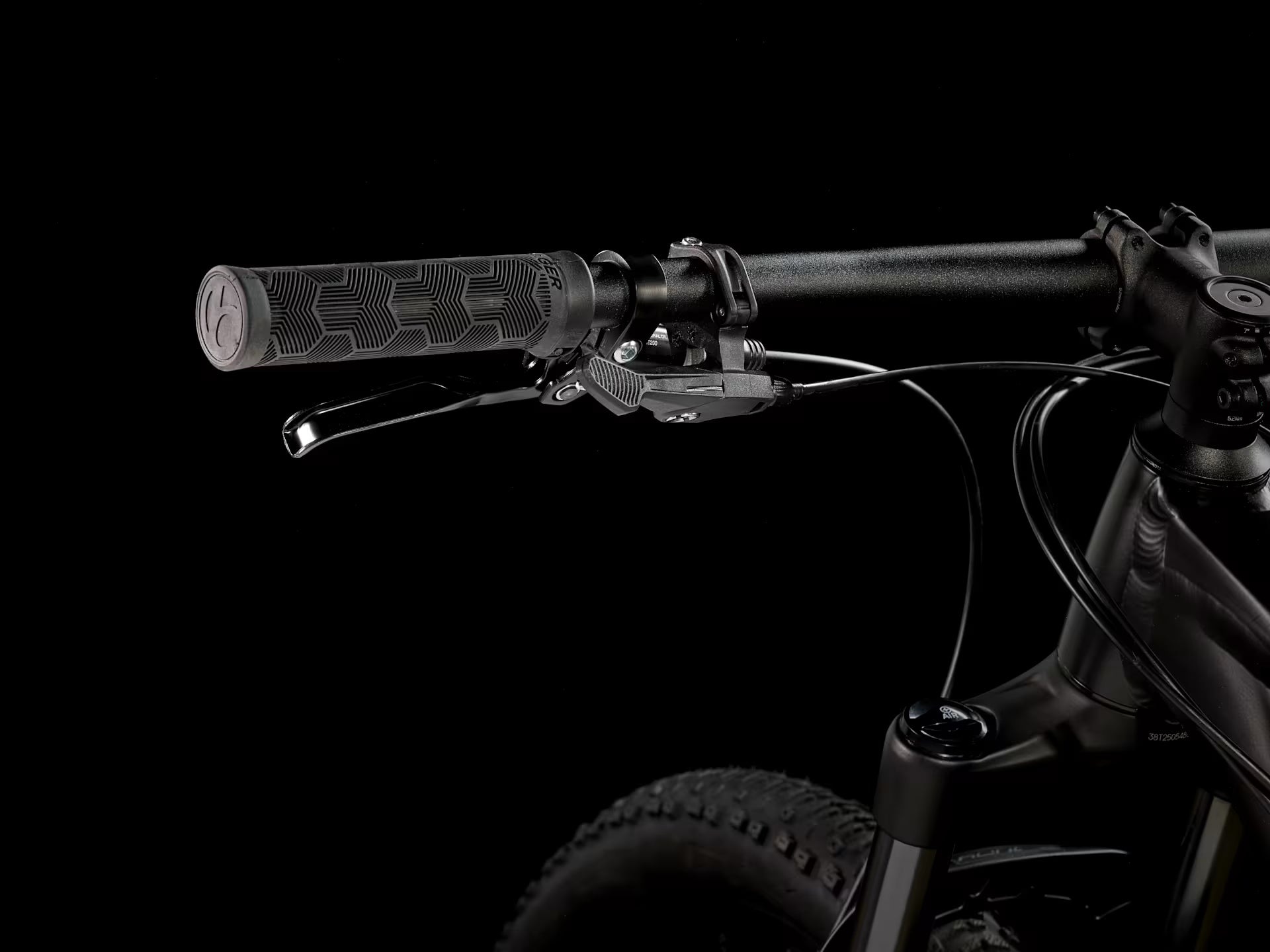 Bicicleta Cross Country Trek Procaliber 6 Satin Trek Black Lithium Grey