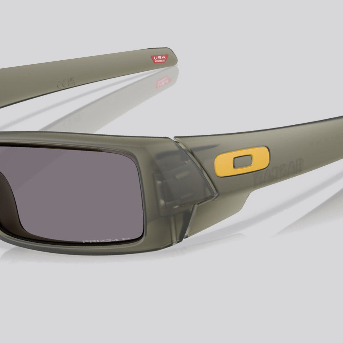 Lentes de Sol Oakley Gascan Matte Trans Olive Ink / Prizm Grey Polarizado - vista 6