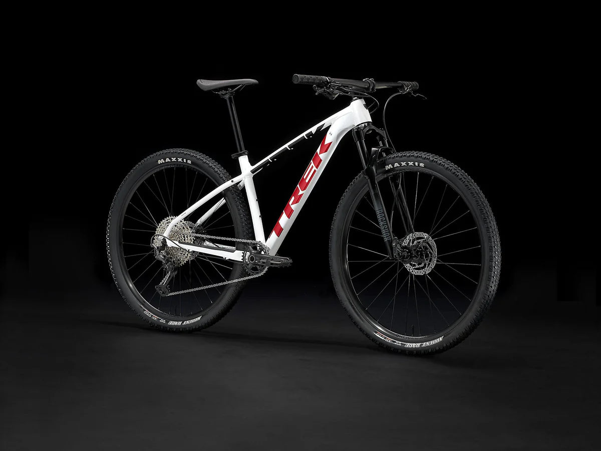 Bicicleta CrossCountry Trek X-Caliber 8 Blanco