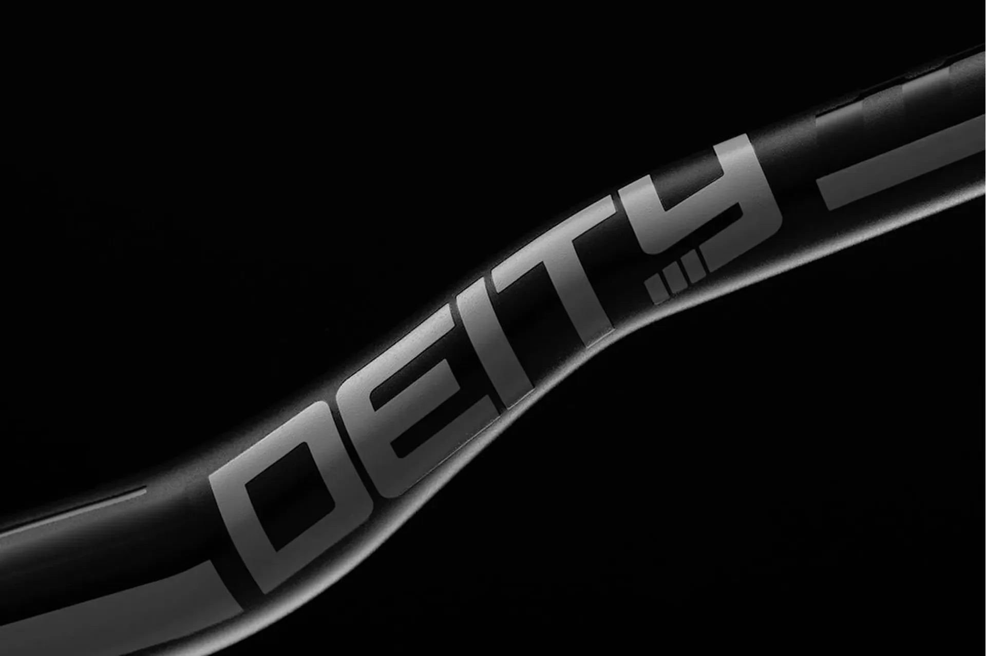 MANUBRIO DEITY BLACKLABEL 31.8 x 50MM STEALTH