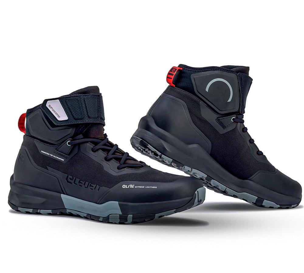 Zapato de moto urbana modelo Stratos WP E-Dry Black | Eleveit
