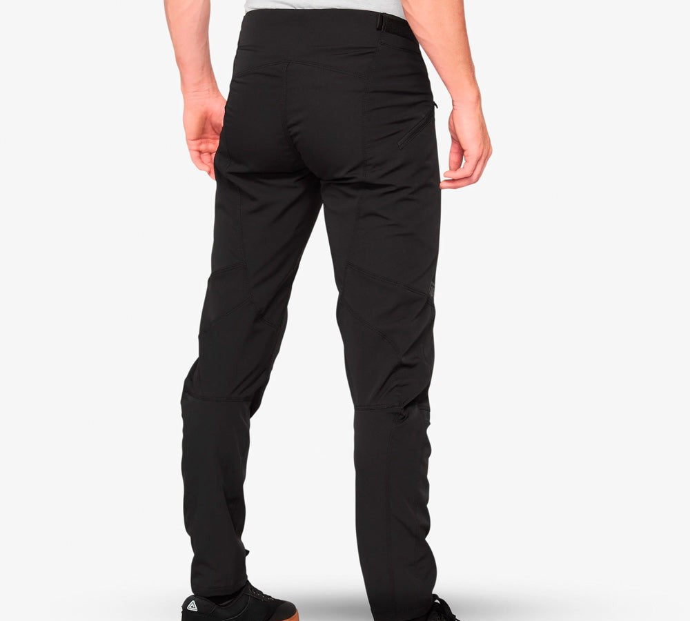 Pantalón MTB modelo Airmatic Black | 100 Percent