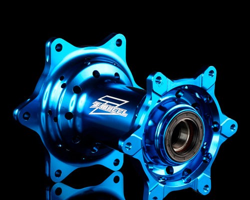 Masa de rueda trasera enduro/motocross KTM/Husqvarna '08+ (Blue/Orange) | Zeta Racing