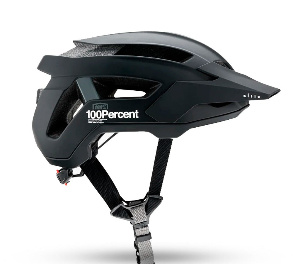 Casco de ciclismo modelo Altis Black | 100 Percent