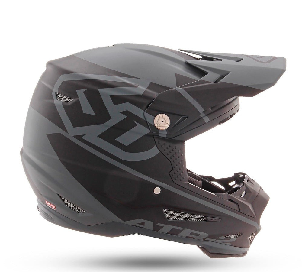 Casco Off-Road ATR-2 Core Black Grey | 6D Helmets
