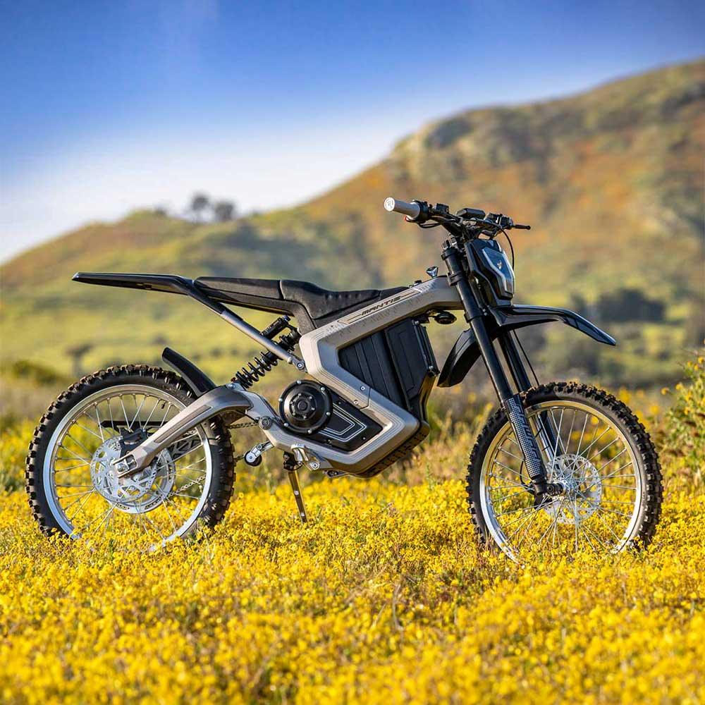 E-Moto Mantis 72V Plata Rawrr
