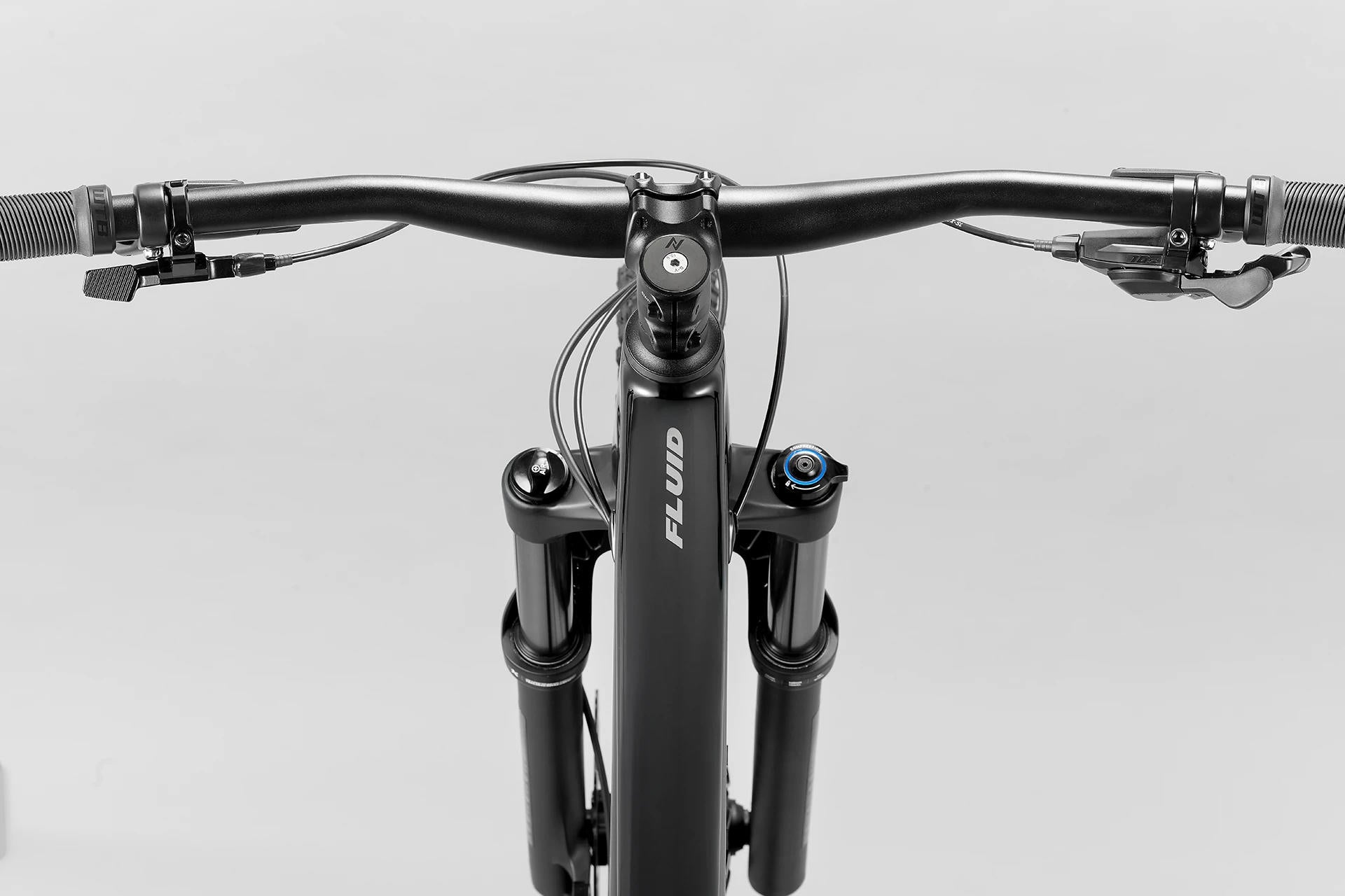 Bicicleta Fluid FS A3 Aro 29" Negro Norco