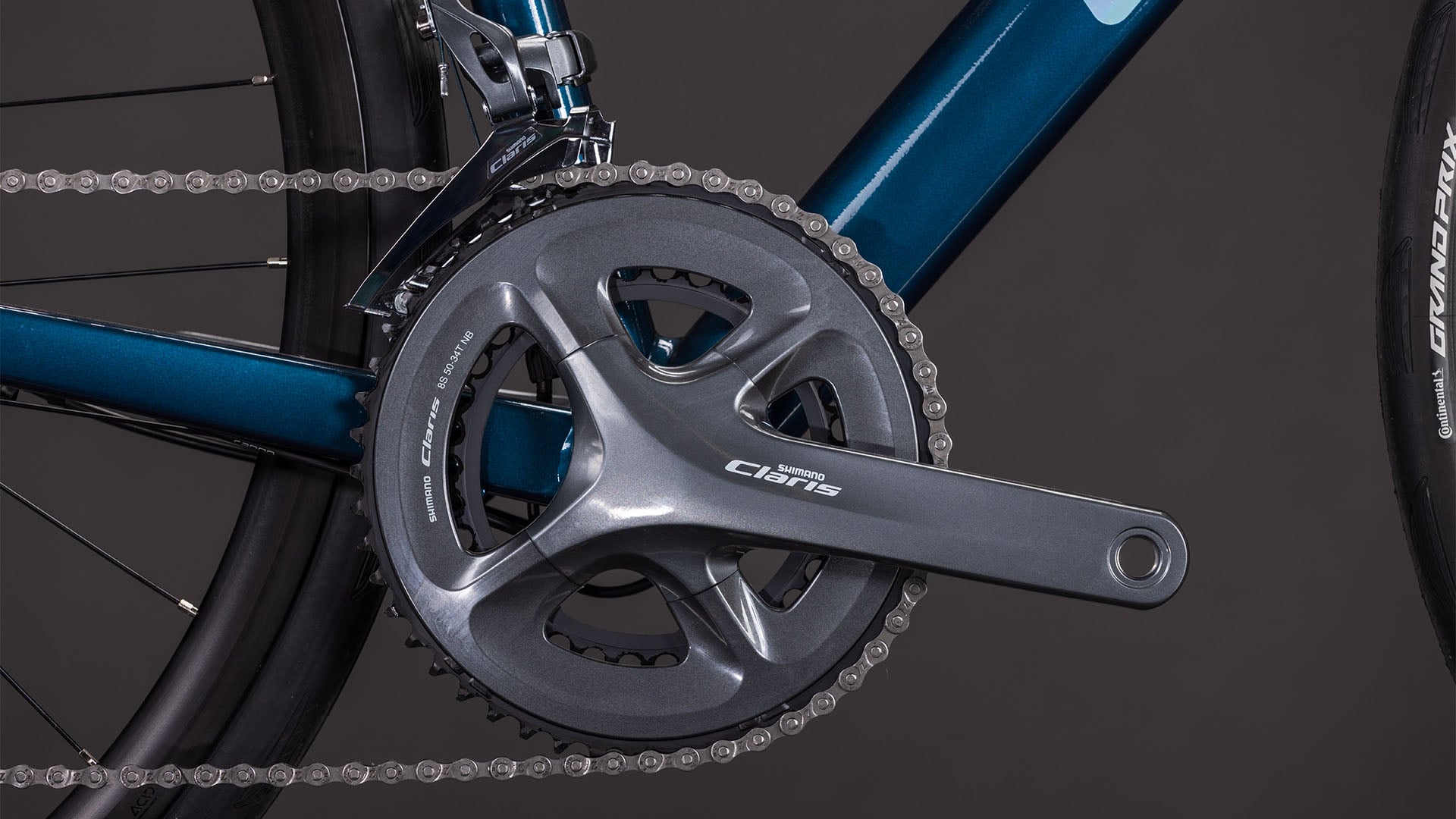 Bicicleta Ruta Cube Attain Pro Nautica´n´Prism