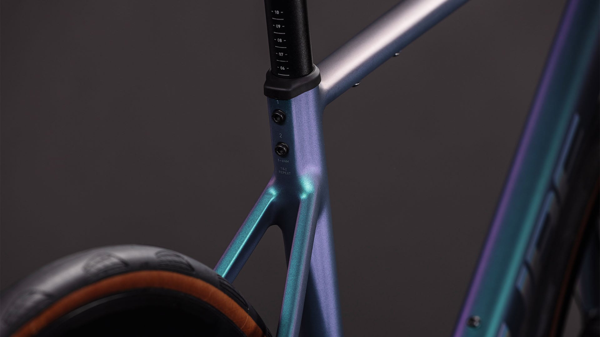 Bicicleta Ruta Cube Attain SLX Smaragdgrey´n´Prism | Preventa - Entrega Julio 2026