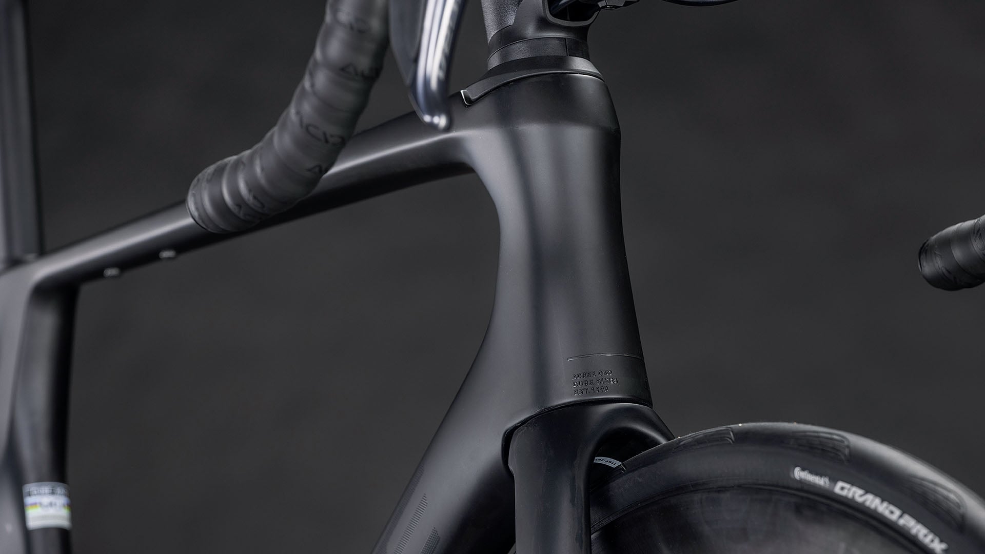 Bicicleta Cube Agree C:62 Pro Blackline | Preventa - Entrega Julio 2026