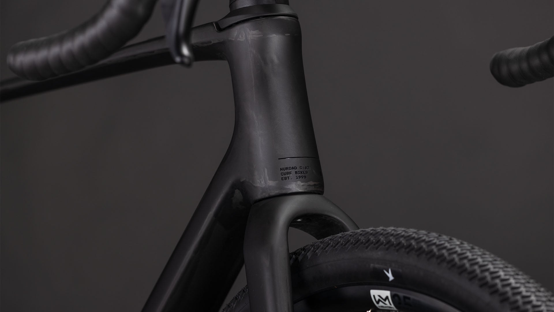 Bicicleta Ruta Cube Nuroad C:62 ONE Blackline