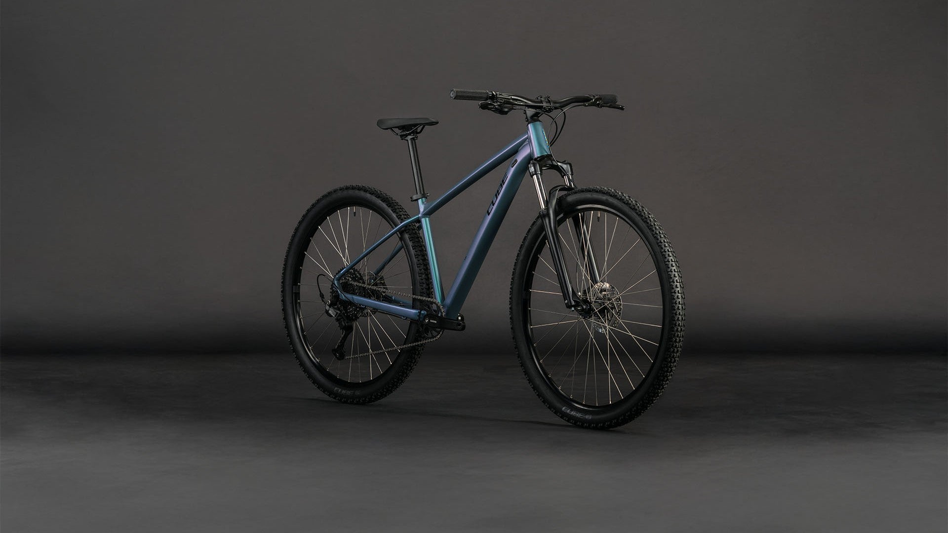 Bicicleta Cube Aim Pro Smaragdgrey´n´Prism