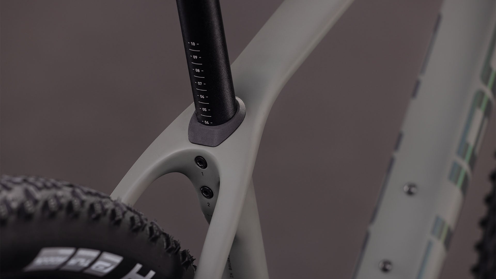 Bicicleta Cube Reaction C:62 ONE Oldgrey´n´Black