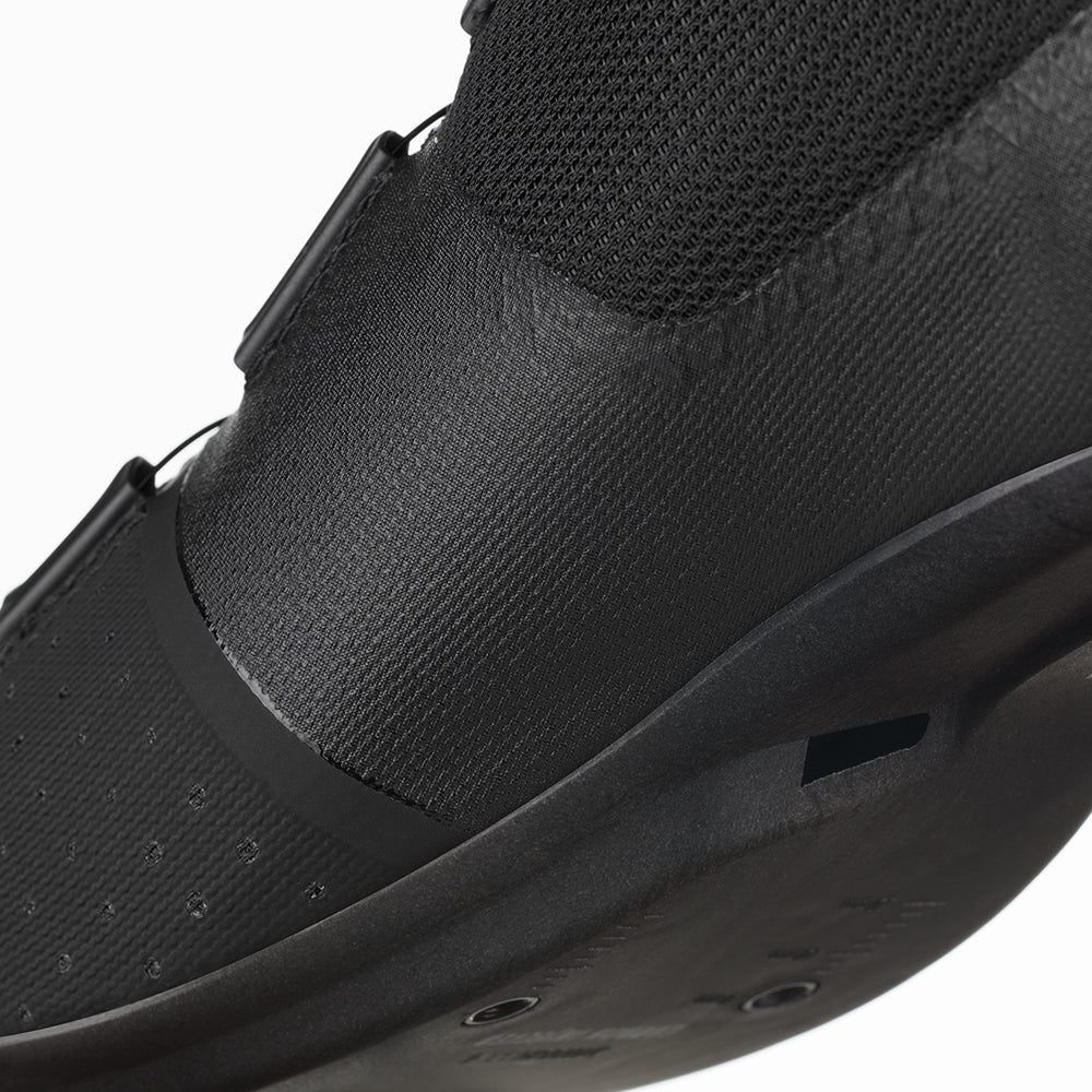FIZIK Zapatillas de Bicicleta Overcurve R4 Wide | Negro - Rideshop