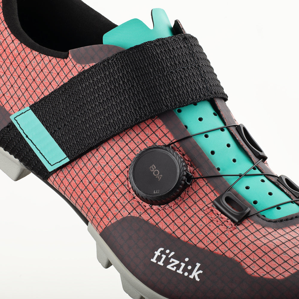 FIZIK Zapatillas de Bicicleta Vento Ferox Carbon | Rojo-Turquesa