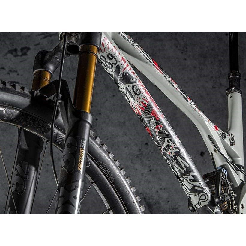 Protector Cuadro Bicicleta Pro Full Chainsaw Color Negro/Rojo DyedBro - Rideshop