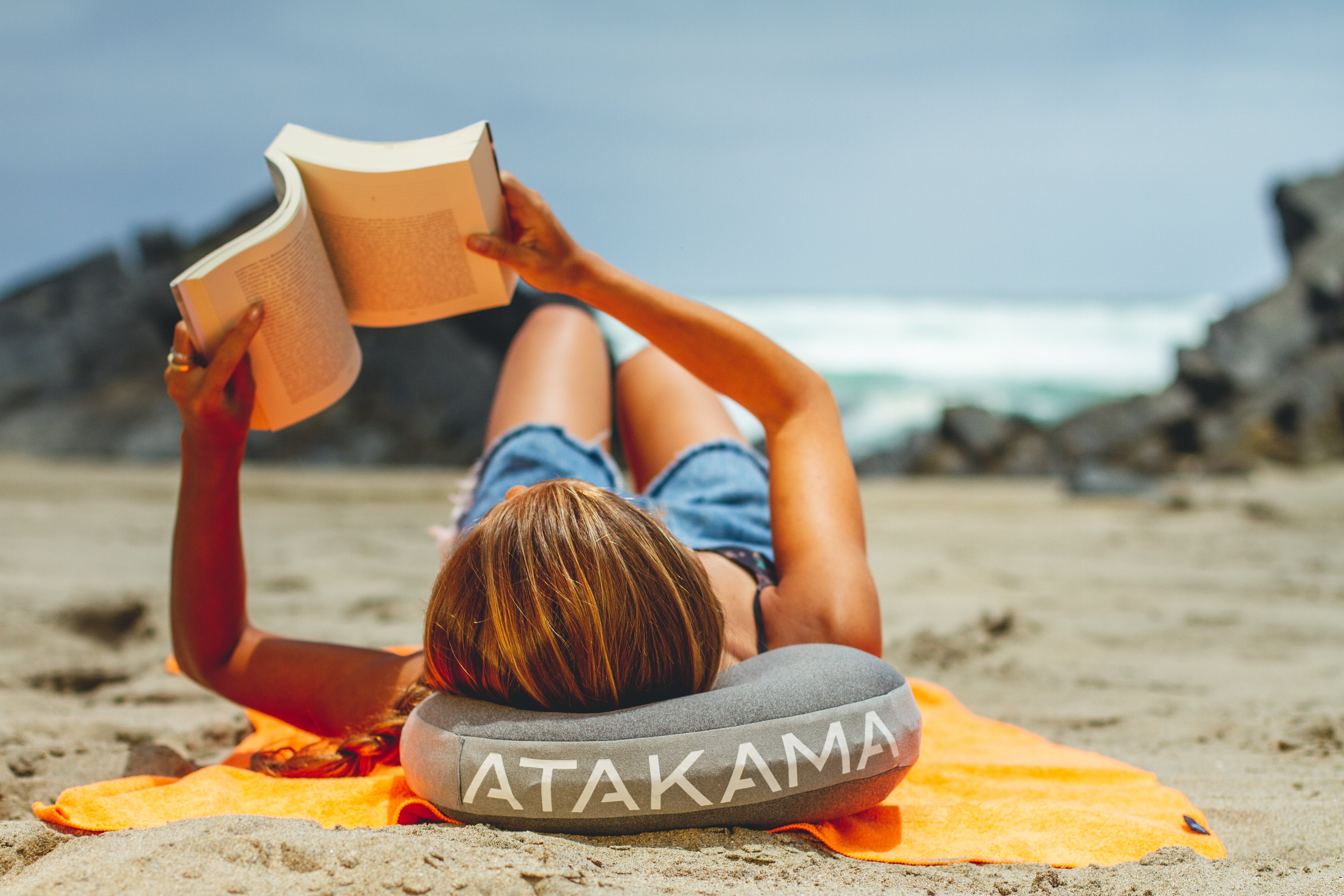 Almohada Inflable Baker Atakama Outdoor - Rideshop