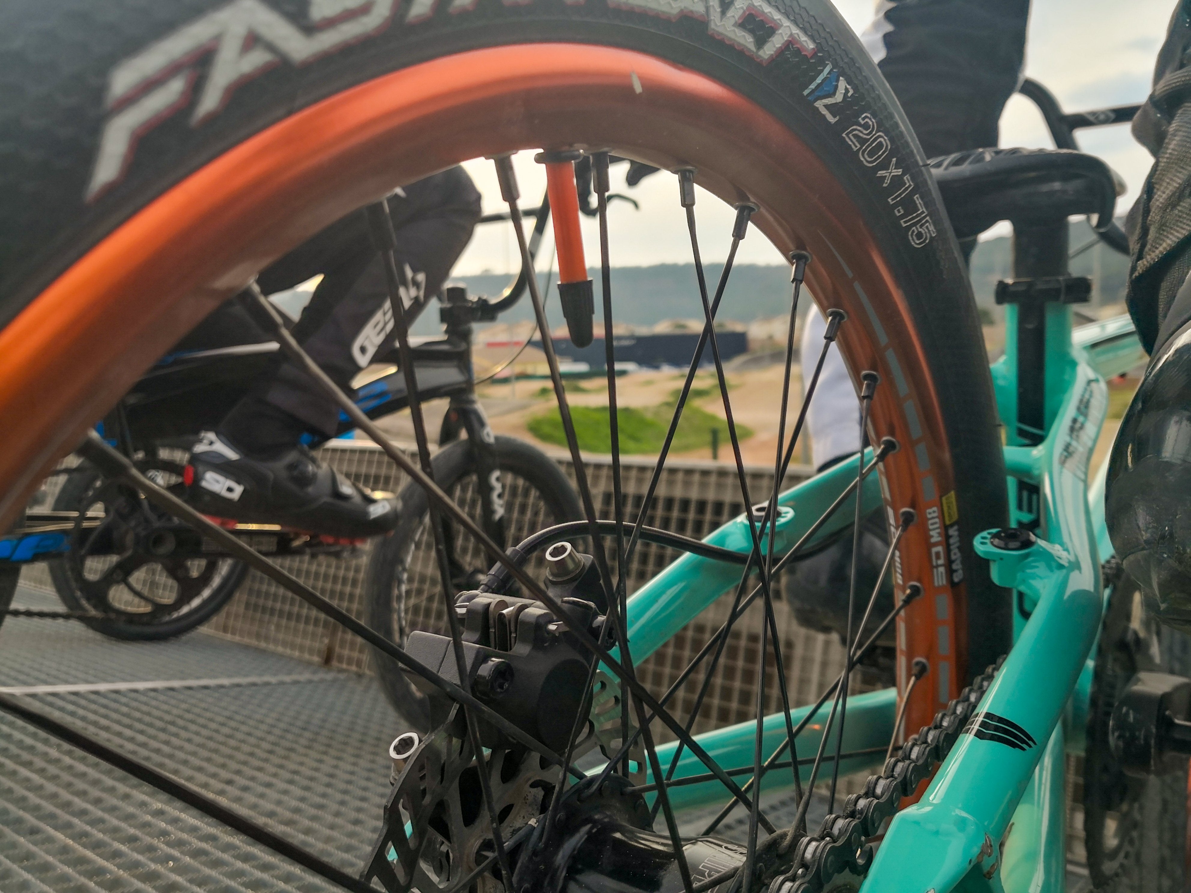 Cámara de Bicicleta Tubo BMX Aro 24 Tubolito - Rideshop