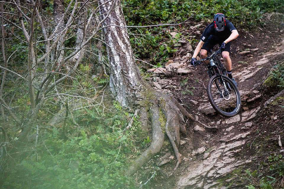 Bicicleta Revolver FS 2 120 XC Race 29 Norco - Rideshop