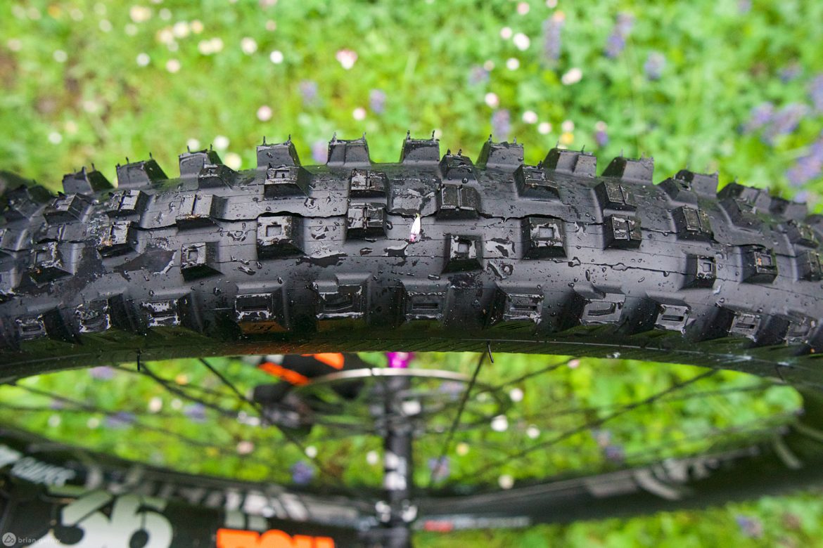Kenda Neumático Hellkat 27.5X2.80 EMC - Rideshop