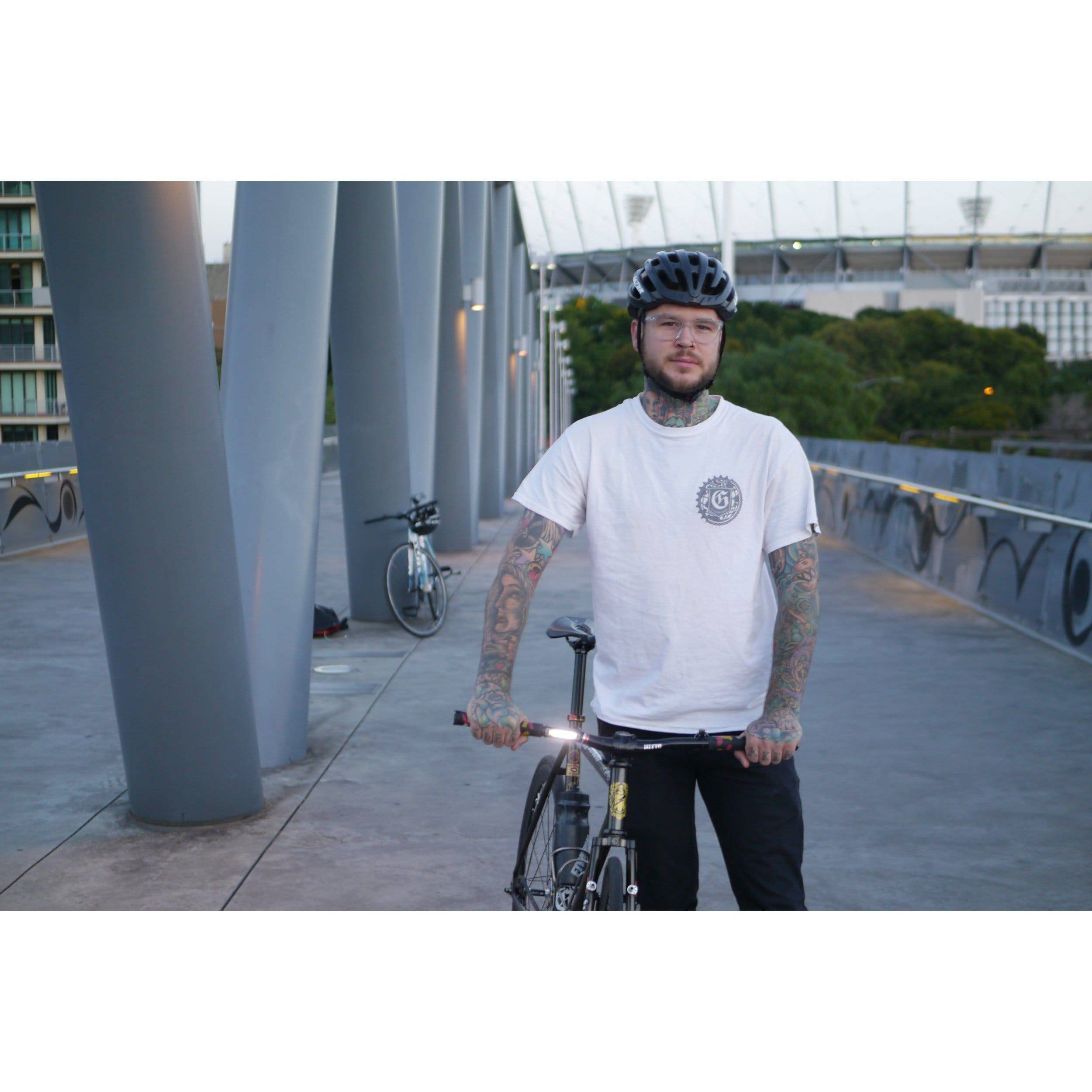 Luz Delantera Para bicicleta Blinder Plus+ //Knog - Rideshop