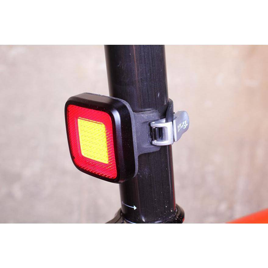 Luz Trasera Para Bicicleta Blinder Mob Mr Chips//Knog - Rideshop