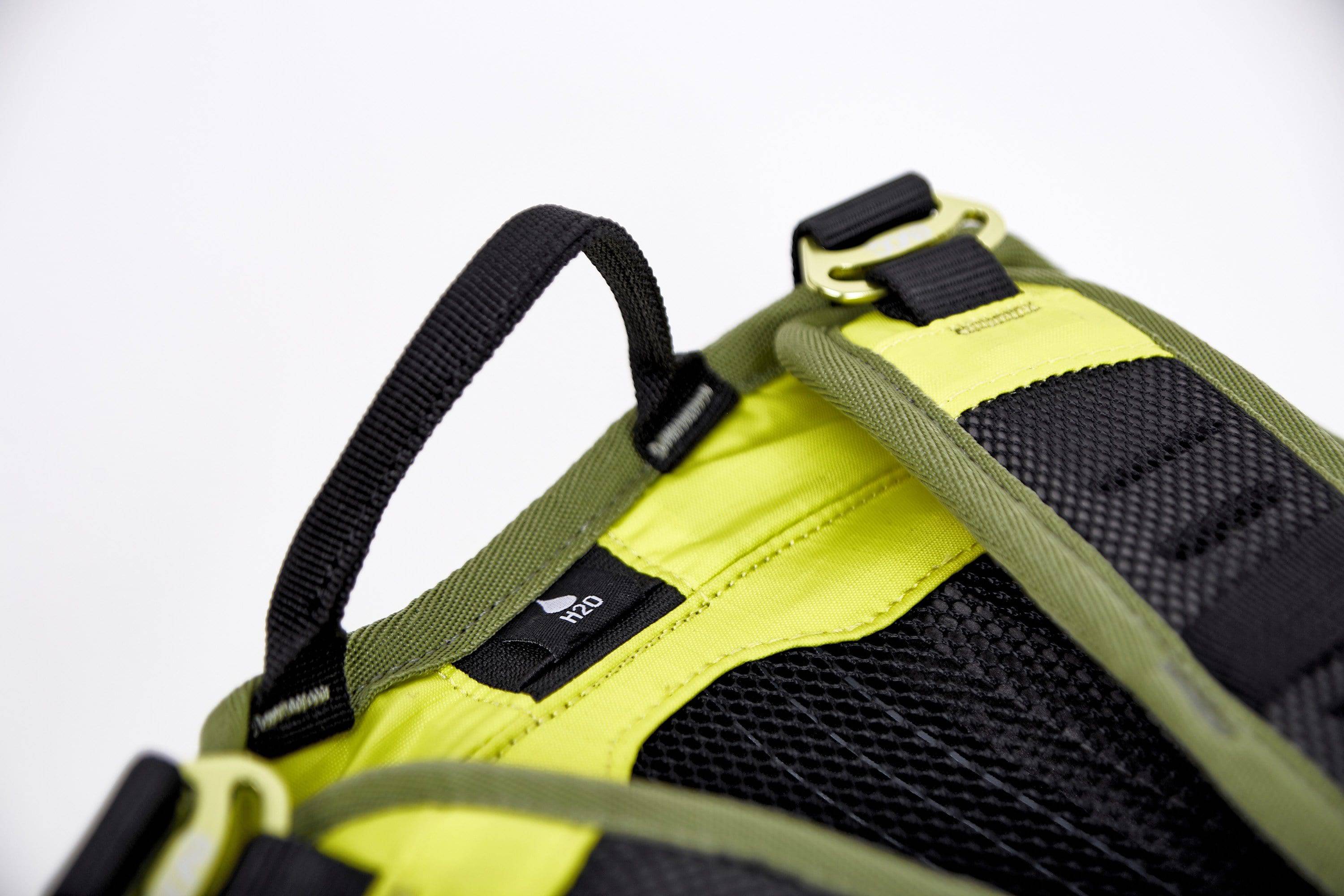 Mochila Bicicleta Stage12L Sulphur-Yellow-Olive Evoc - Rideshop