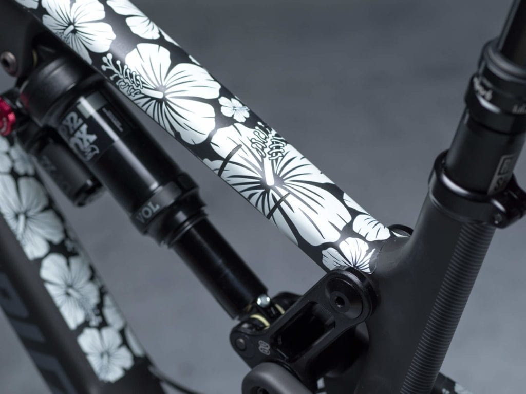 Dyedbro Protector Cuadro Bicicleta Pro Full Hawaiian Flowers - Rideshop