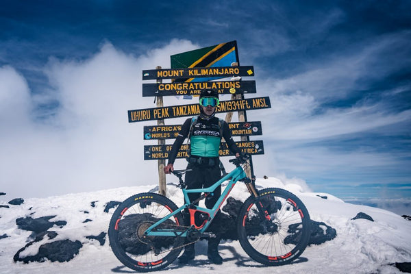 ‘CIMA O NADA’ :: TOMI MISSER CONQUISTA EL KILIMANJARO - Rideshop