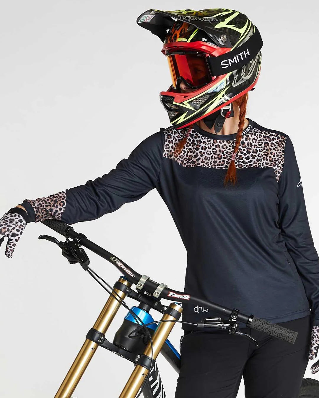 Jersey Dharco Mujer Gravity Leopardo