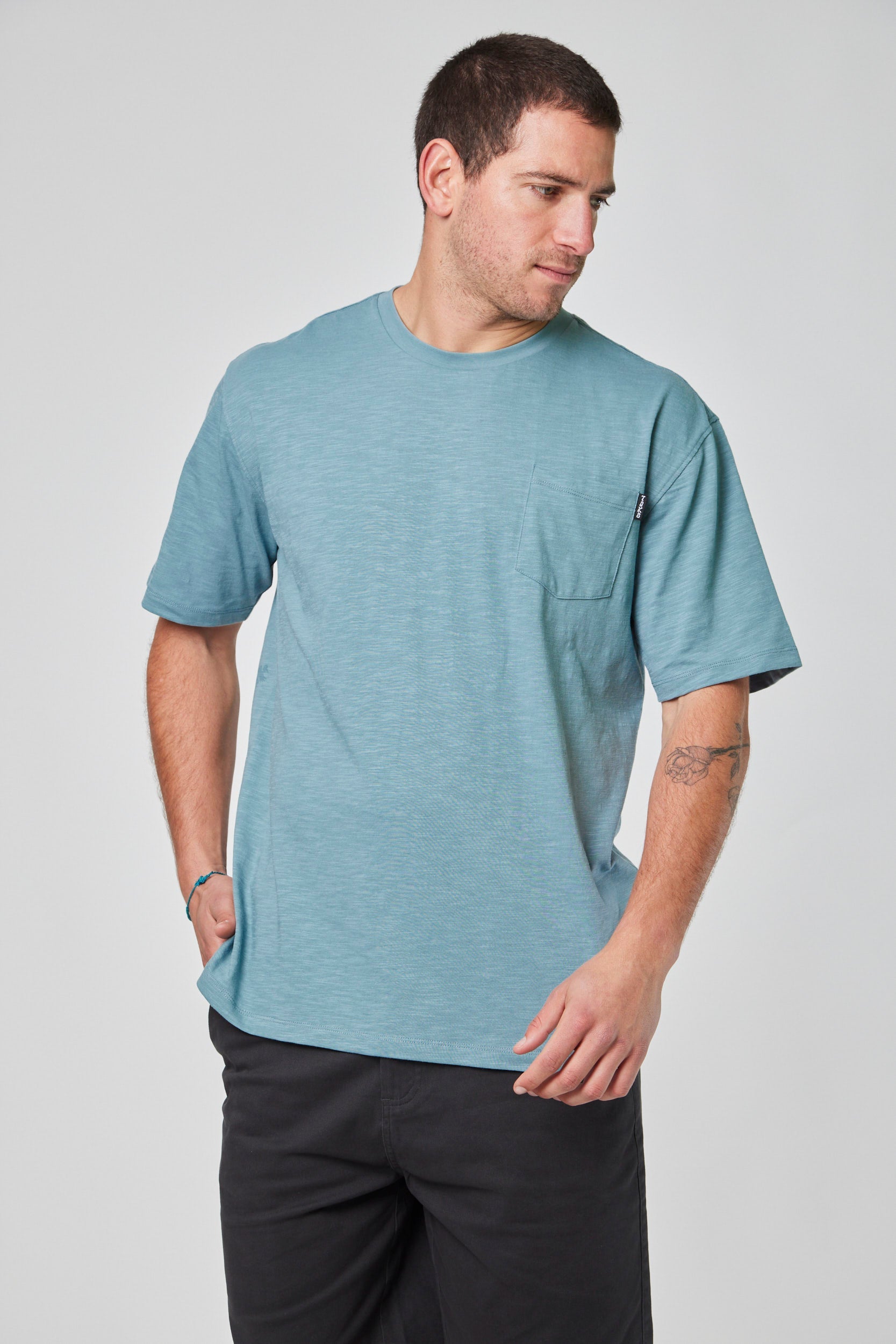 Polera Celeste Hombre Manga Corta Bolsillo