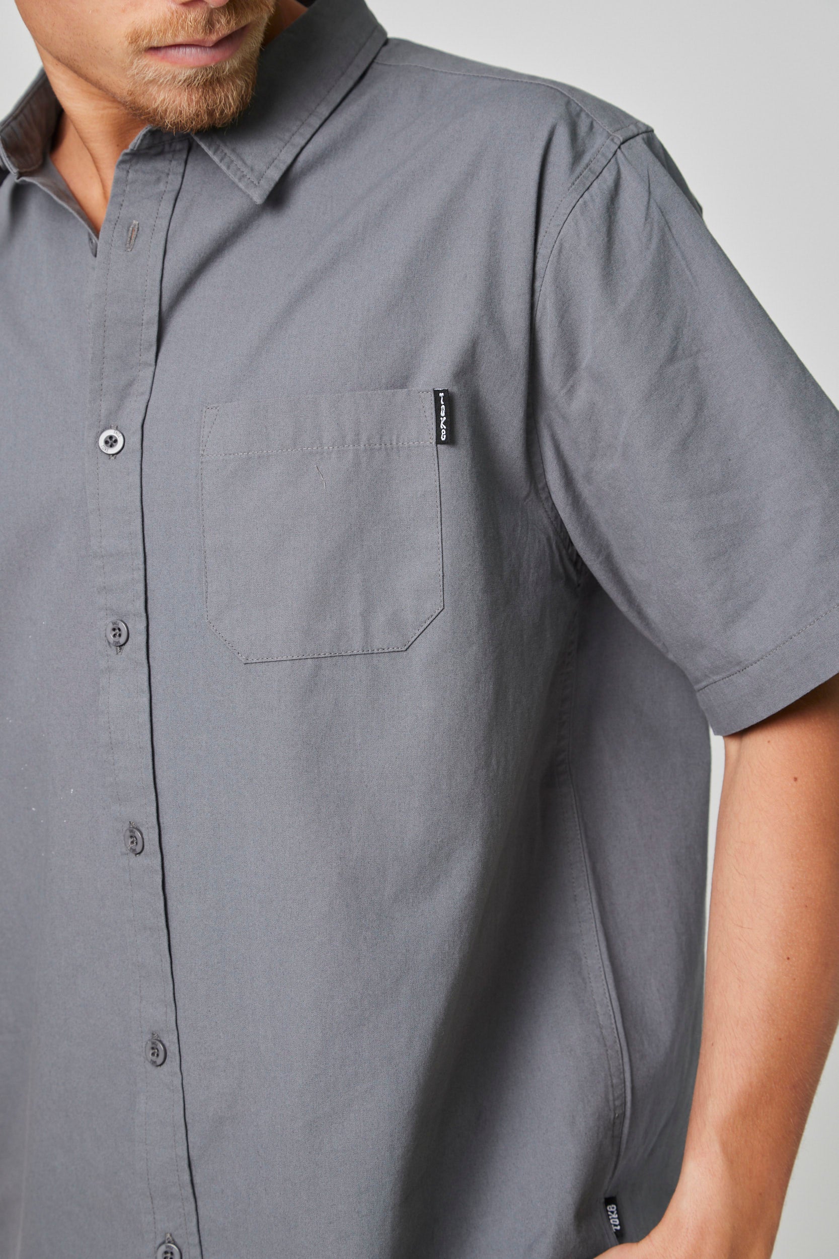 Camisa Solid Gris
