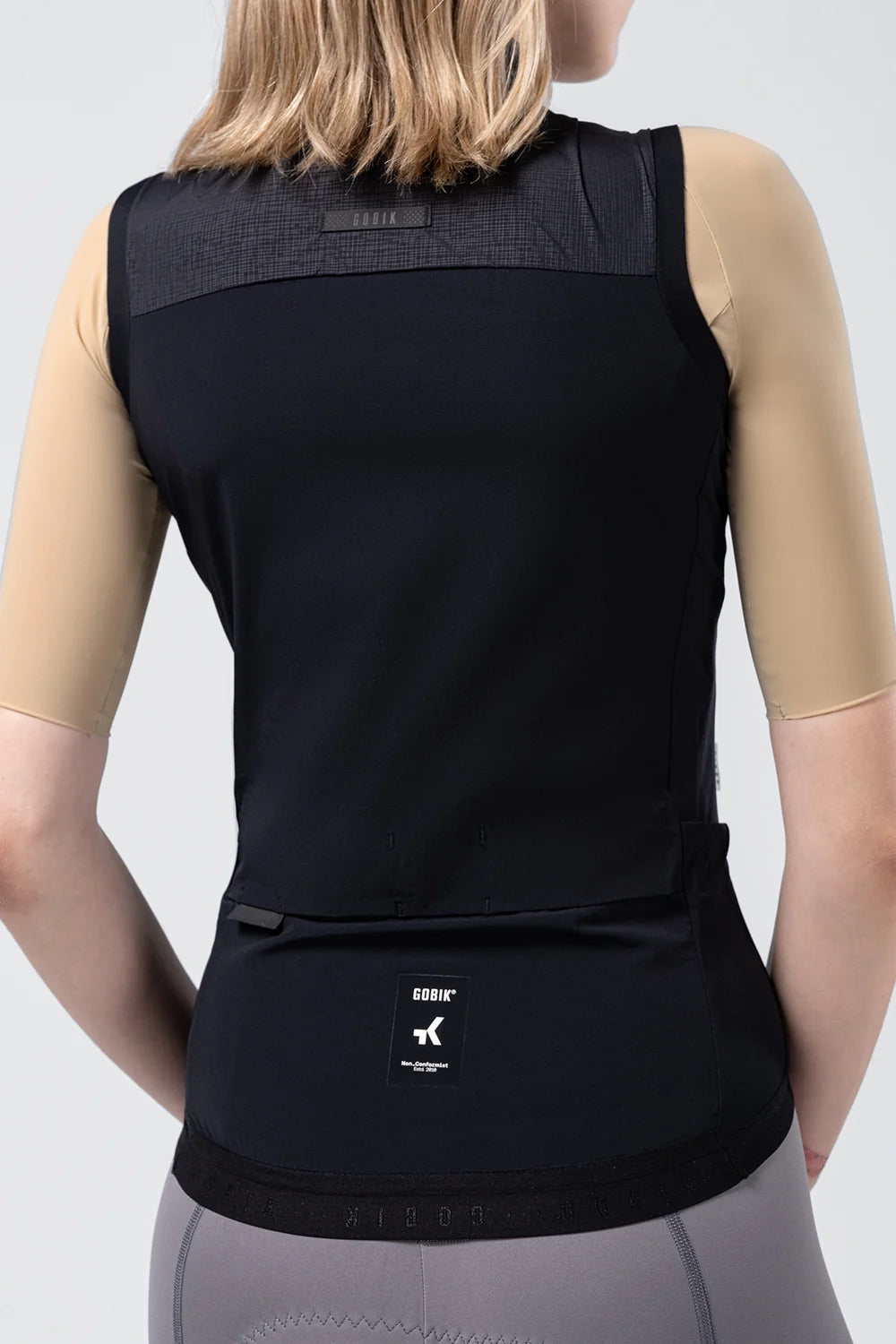 Chaleco Gobik Mujer Vector 2.0 Crow